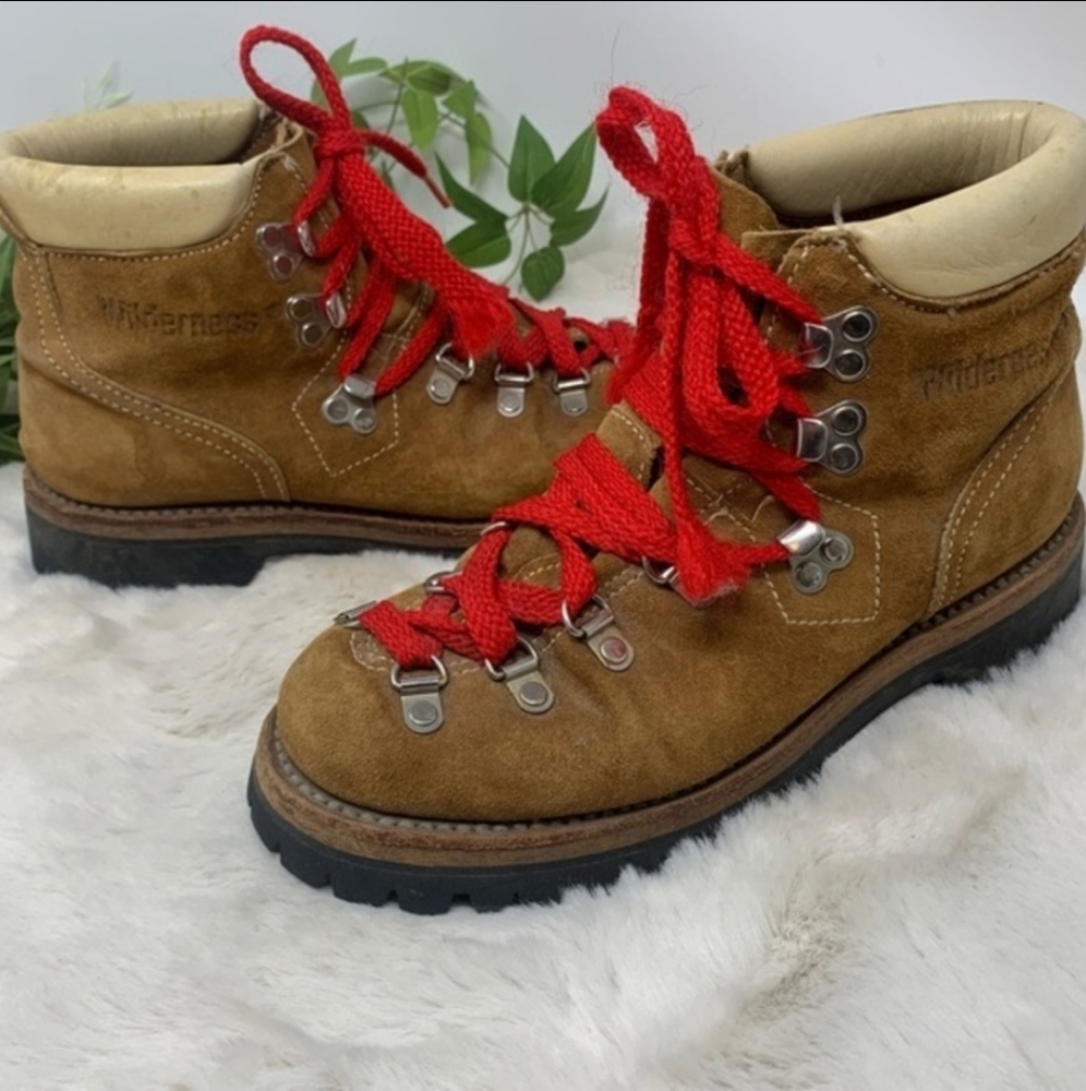 Vintage Vibram Wilderness Hiking Boots